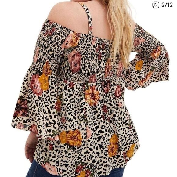 Torrid Leopard Floral Babydoll Smocked Cold Shoulder Top 1x - Picture 10 of 10
